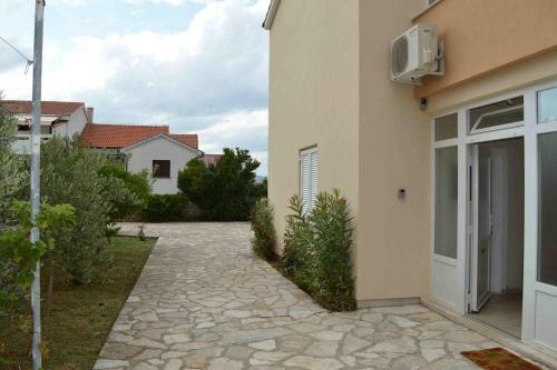 Apartments With A Parking Space Punat (krk) - 16307