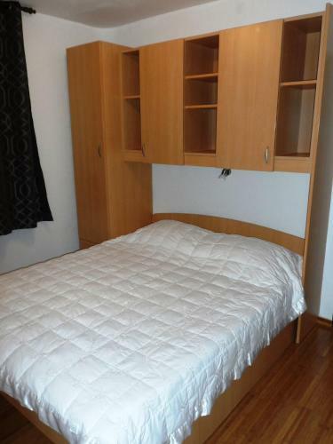 Apartment In Punat/insel Krk 13350
