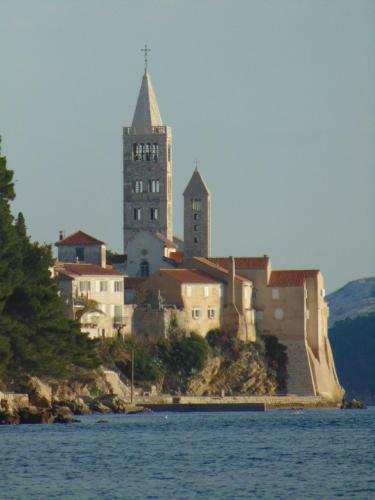 Apartment In Rab/insel Rab 33696