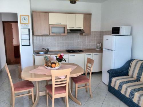 Apartment Kampor 12773e