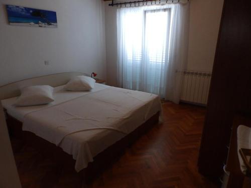 Apartments With A Parking Space Kampor (rab) - 12273