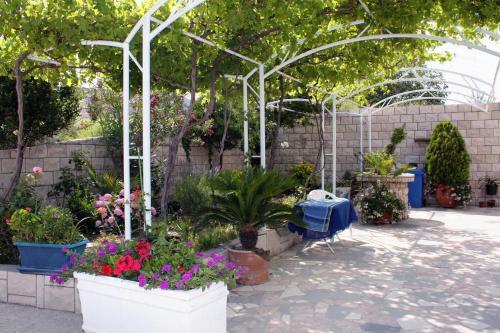 Apartments With A Parking Space Banjol (rab) - 5022