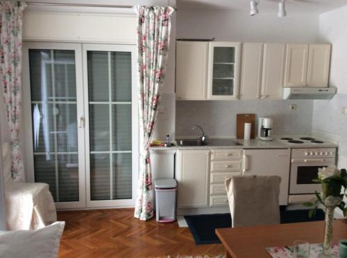 Apartment Banjol 5022e