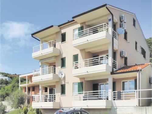 Two-bedroom Apartment In Rabac