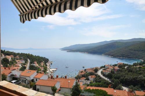 Apartment In Rabac 16870