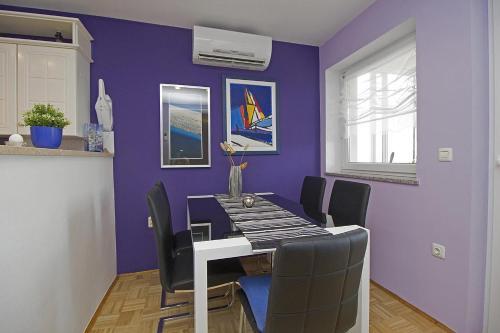 Apartments With A Parking Space Rabac (labin) - 12100