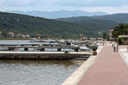 Apartment Supetarska Draga - Donja 14169c