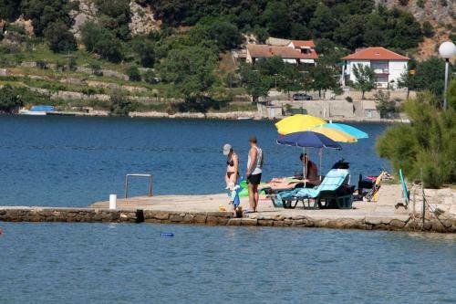 Hostal Double Room Supetarska Draga - Donja 5013c