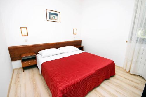 Apartments With A Parking Space Rabac (labin) - 3011