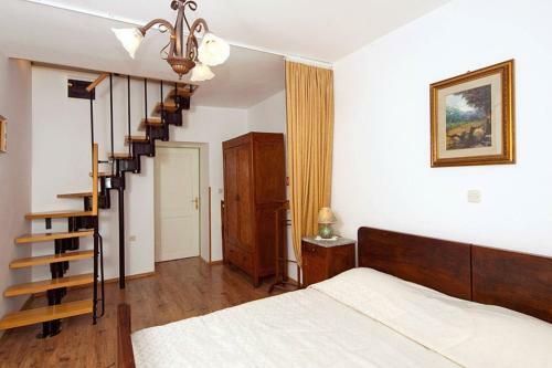 Haus Salakova 125s
