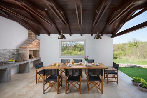 Luxury Villa Amora