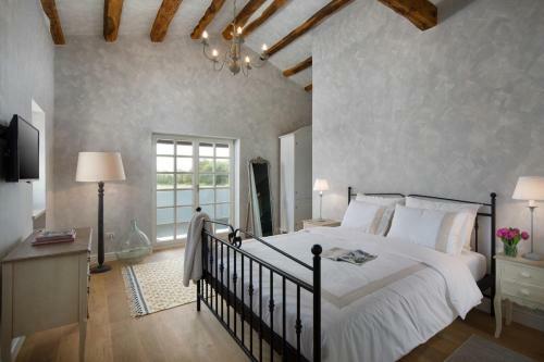 Luxury Villa Amora
