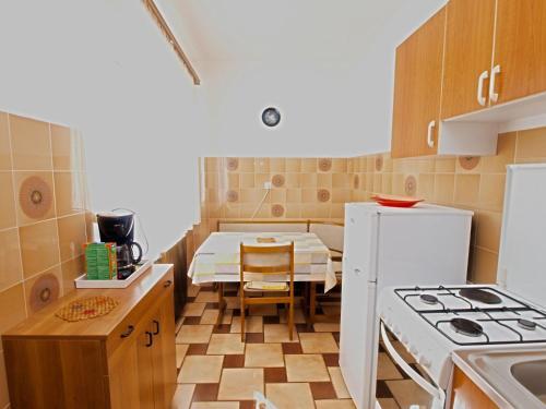 Apartments Rabac 981
