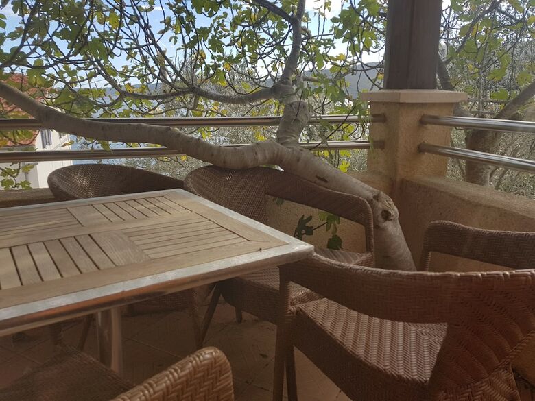 Hostal Villa Rava Residence & Restaurant