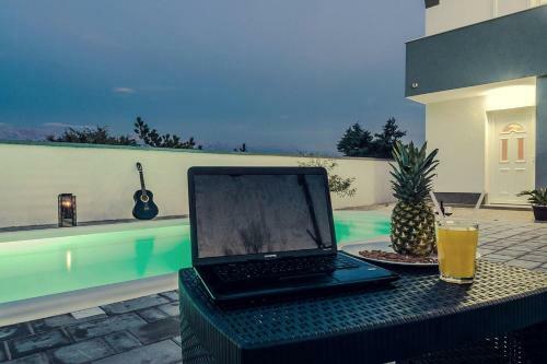 Mathieu Holiday Home
