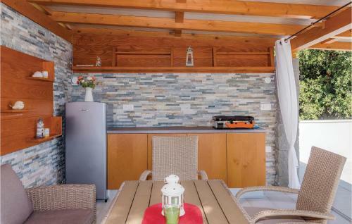 Four-bedroom Holiday Home In Razanj
