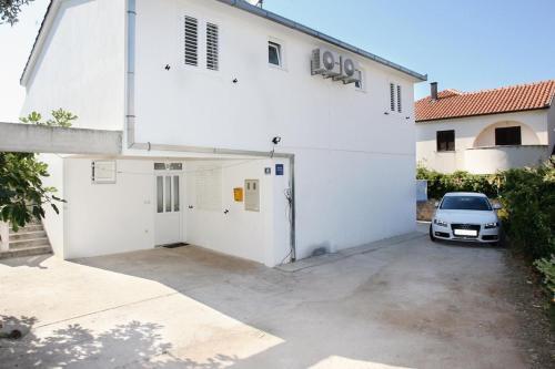 Apartment Razanj 2054b