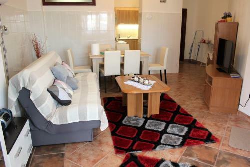 Apartment Mis Floura