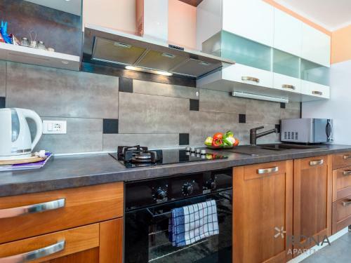 Hostal Rona Apartments Smokva