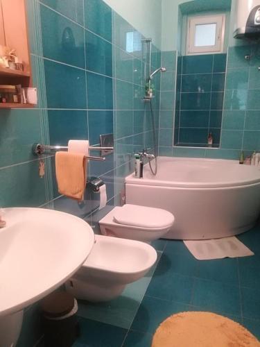 Apartments With Wifi Rijeka - 15753
