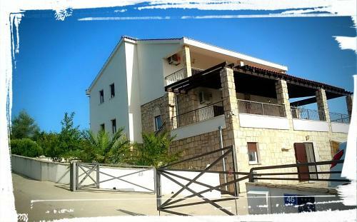 Apartments Kaic