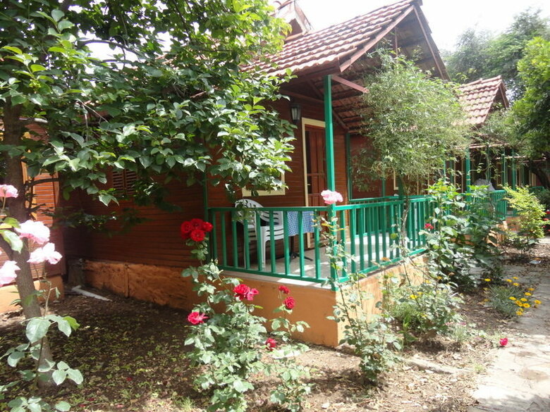 Toll Hotel
