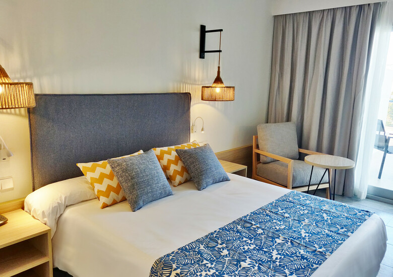 Cabogata Jard�n Hotel