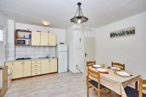 Apartment Rogoznica 12995a