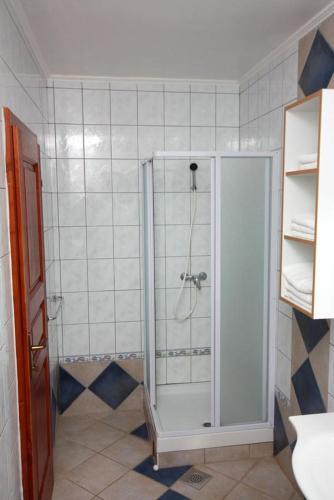 Apartment Rogoznica 3197a