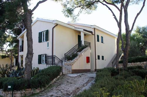 Apartment Rogoznica 3196a