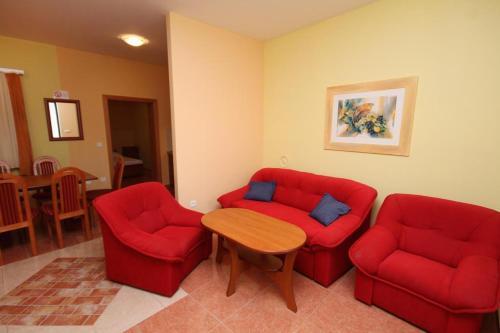Apartment Rogoznica 3198a