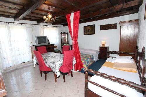 Hostal Apartments Sebal