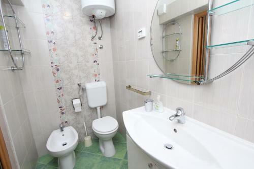 Hostal Apartments Daria