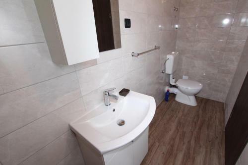 Holiday House Cuvi