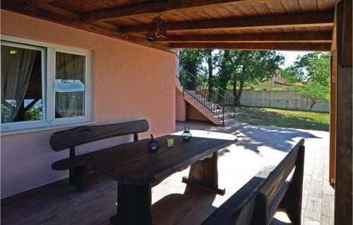 Three-bedroom Holiday Home In Rovinj