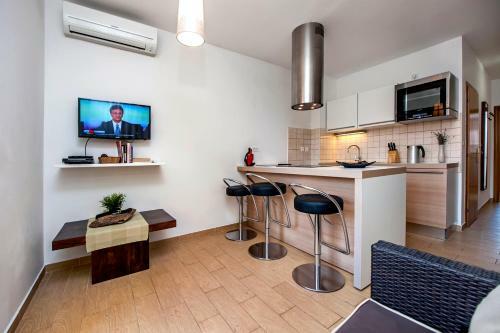 Pimlico Apartment