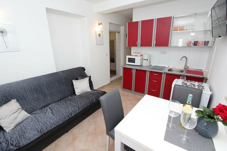 Apartments Tena
