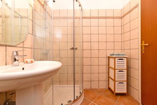 Apartments Manola 1550