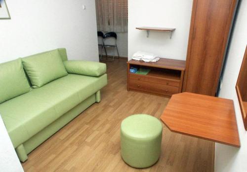 Hostal Rooms With A Parking Space Rovinj - 3010