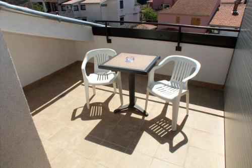 Hostal Rooms With A Parking Space Rovinj - 3010