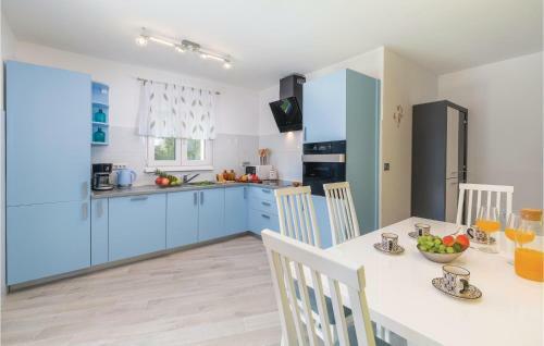 Two-bedroom Holiday Home In Rovinj