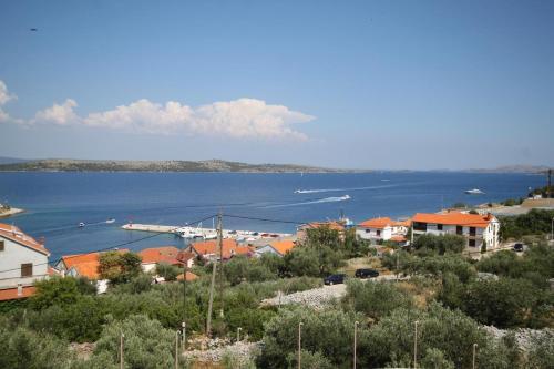Apartment Sali 8152a