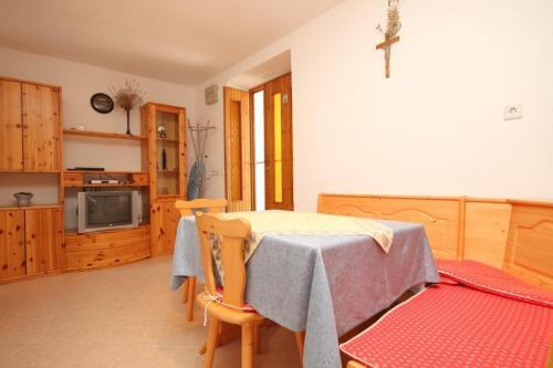 Apartments With A Parking Space Sali (dugi Otok) - 8084