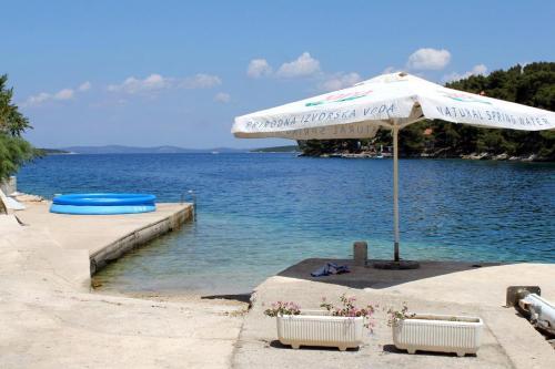 Apartments With A Parking Space Sali (dugi Otok) - 8084