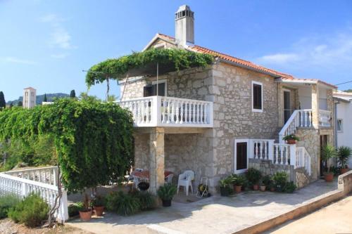 Apartments With A Parking Space Sali (dugi Otok) - 8084