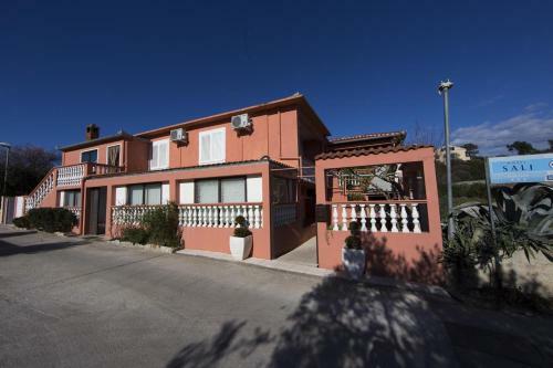 Apartment Sali 12757b