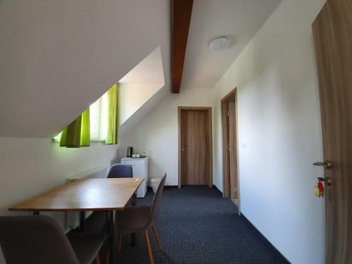 Hostal Rooms Korina