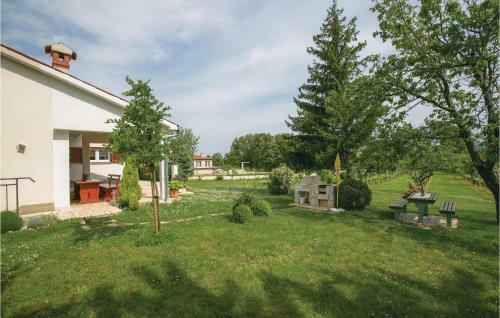 Holiday Home Vrecari I