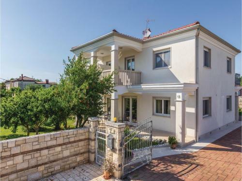 One-bedroom Apartment In Savudrija