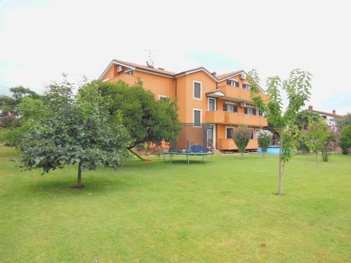 Apartment Zambratija 14557a